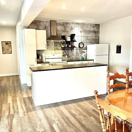 Sutton - Condo Au Coeur Du Village Ngoại thất bức ảnh