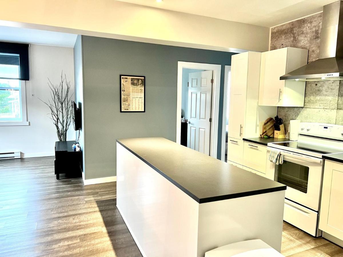 Sutton - Condo Au Coeur Du Village Ngoại thất bức ảnh