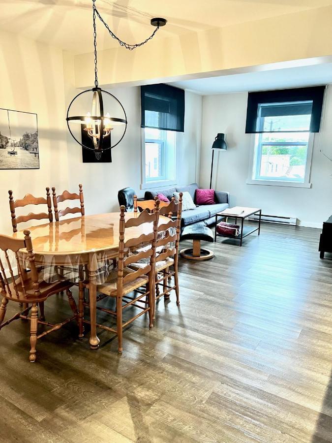 Sutton - Condo Au Coeur Du Village Ngoại thất bức ảnh