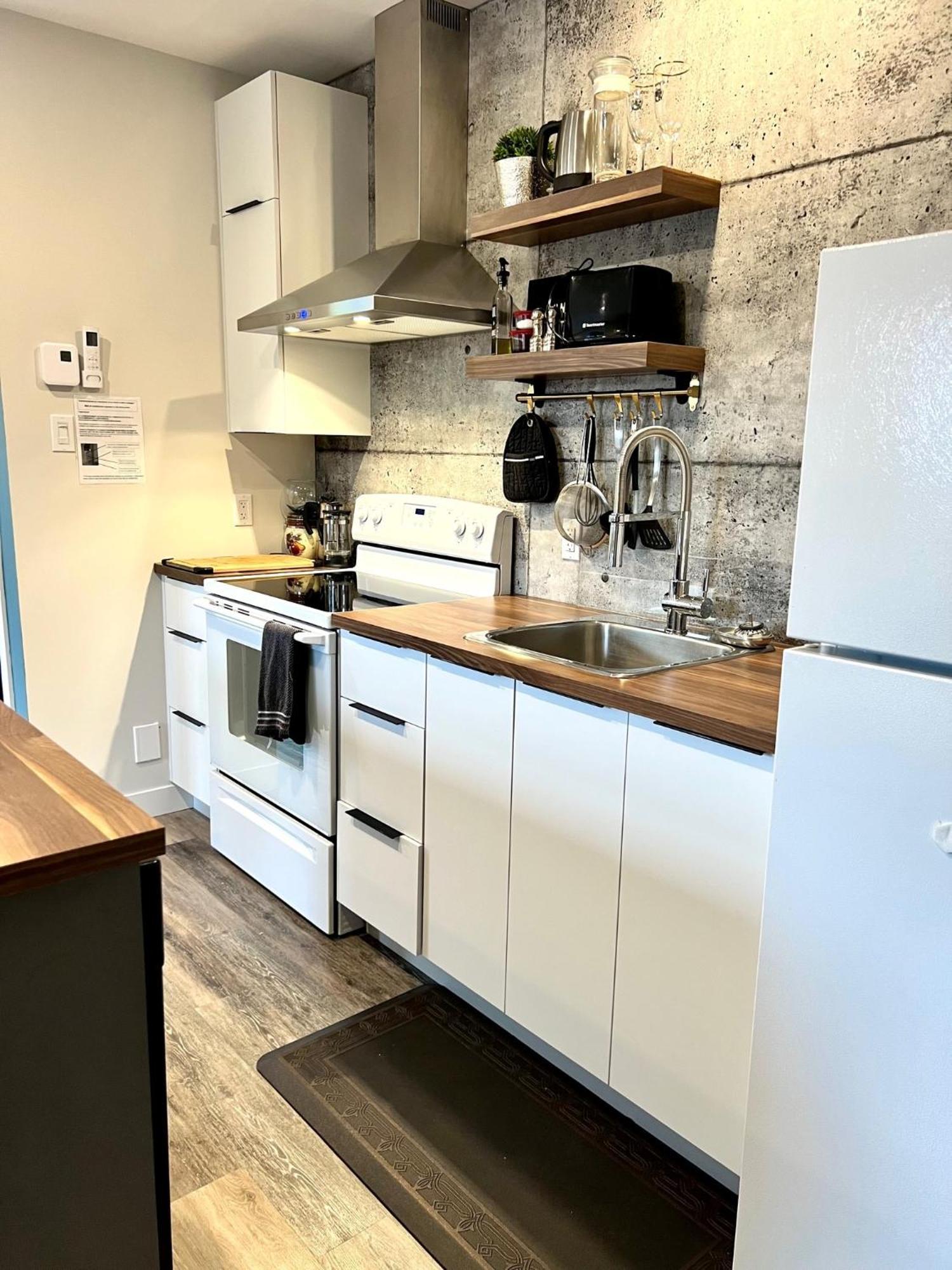 Sutton - Condo Au Coeur Du Village Ngoại thất bức ảnh